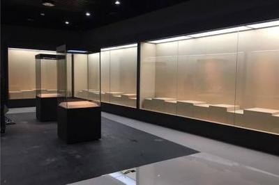 南昌博物館展柜定制 專業設計與上門安裝，守護文物璀璨光華